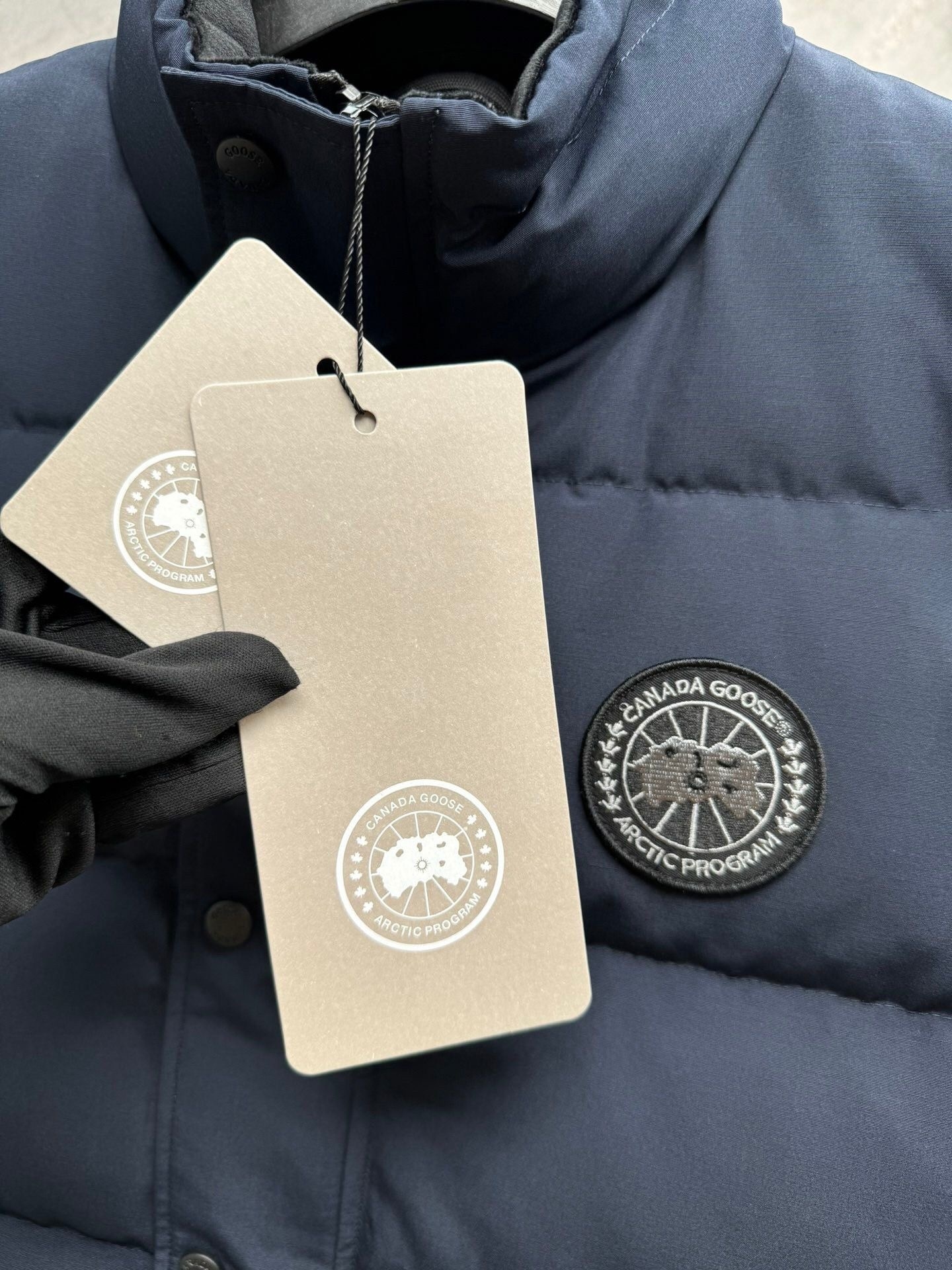 Canada Goose Freestyle Bodywarmer Navy Blue Logo - Image 2