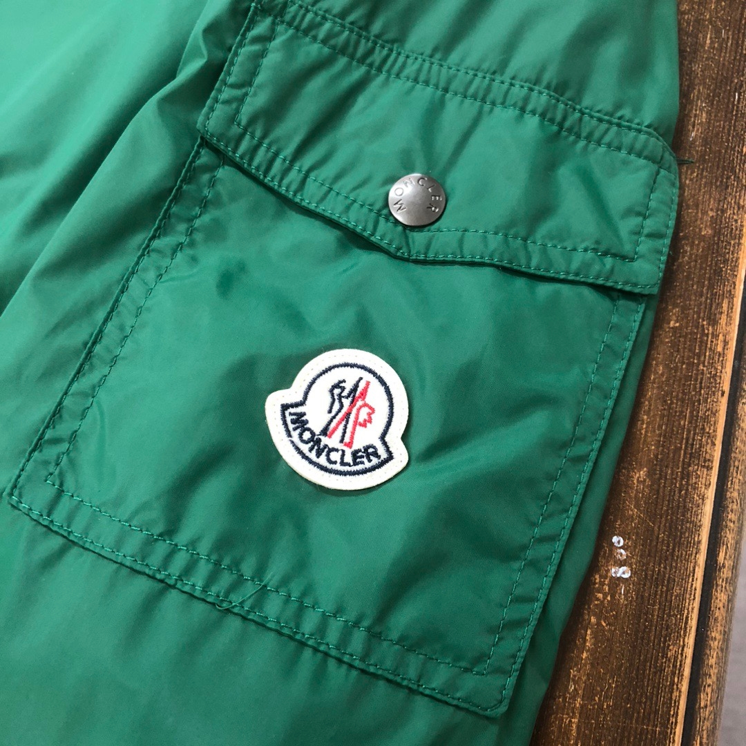 Moncler Etiache Hooded Rain Jacket Green - Image 3