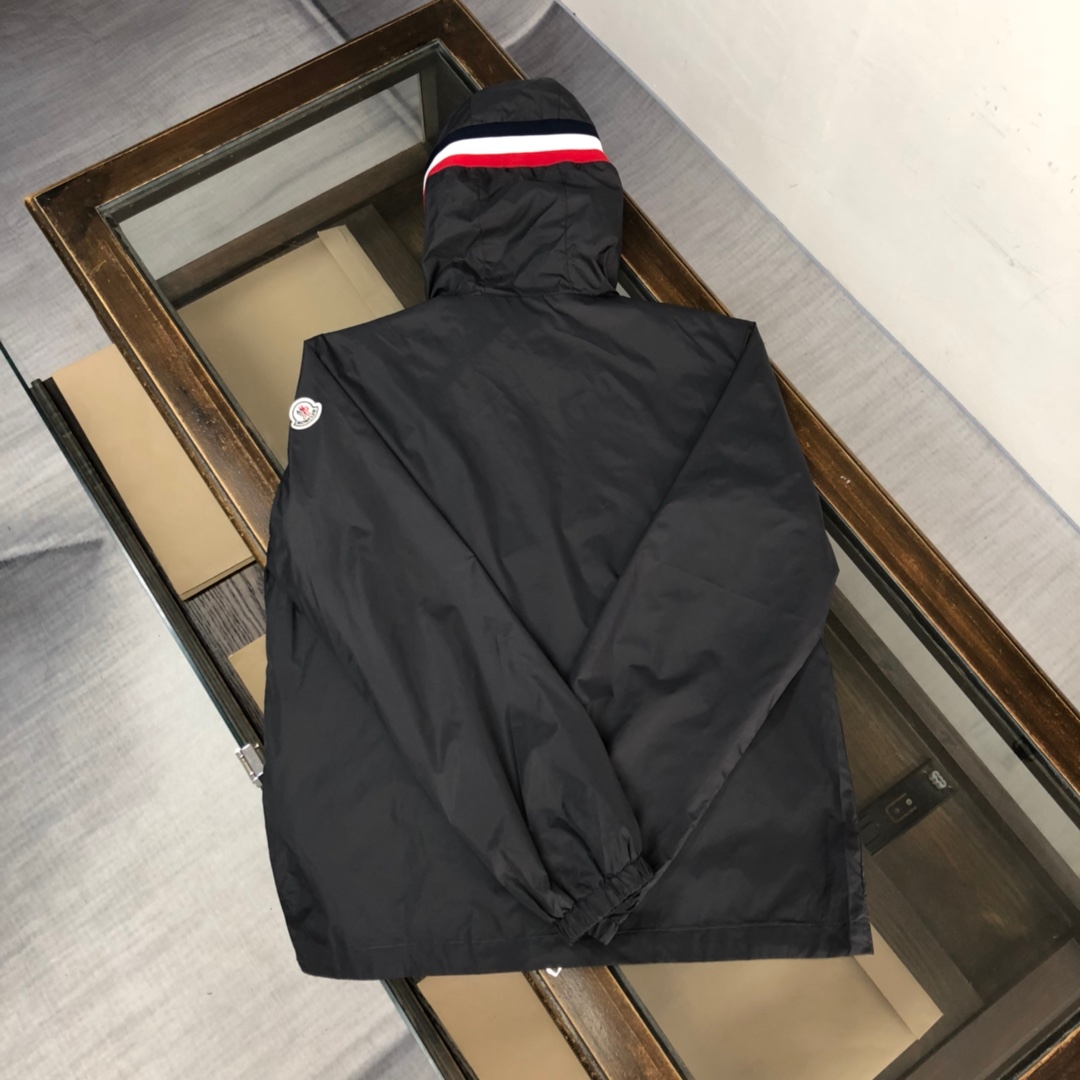 Moncler Grimpeurs Hooded Jacket Antracite - Image 3