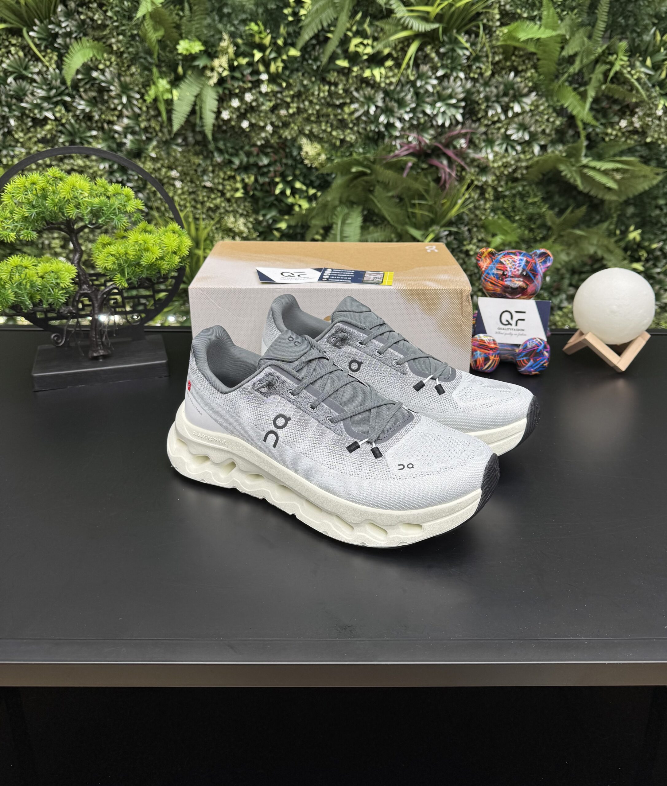 On Running Cloudtilt Sneaker White/Grey