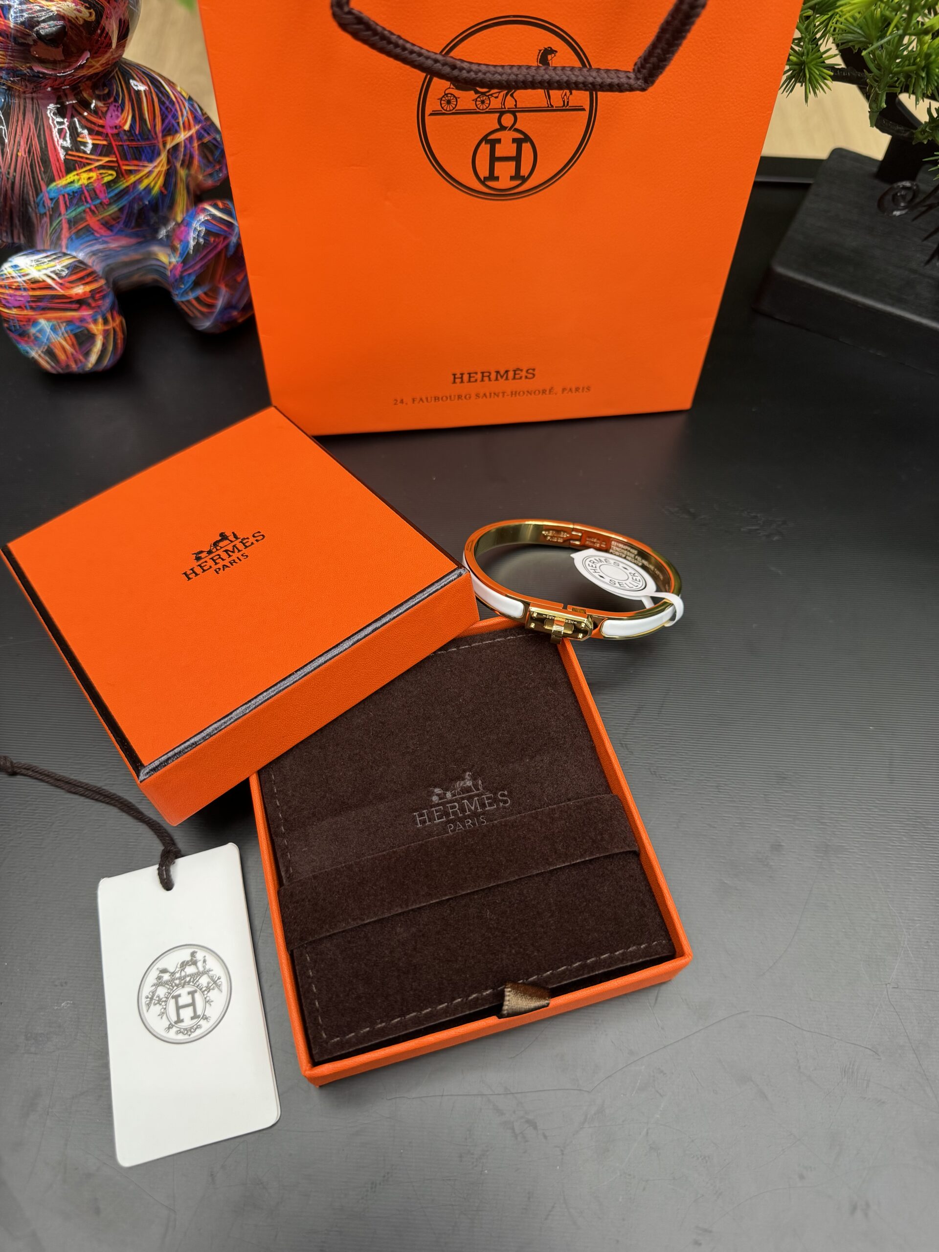 Hermes Kelly Bracelet Gold White