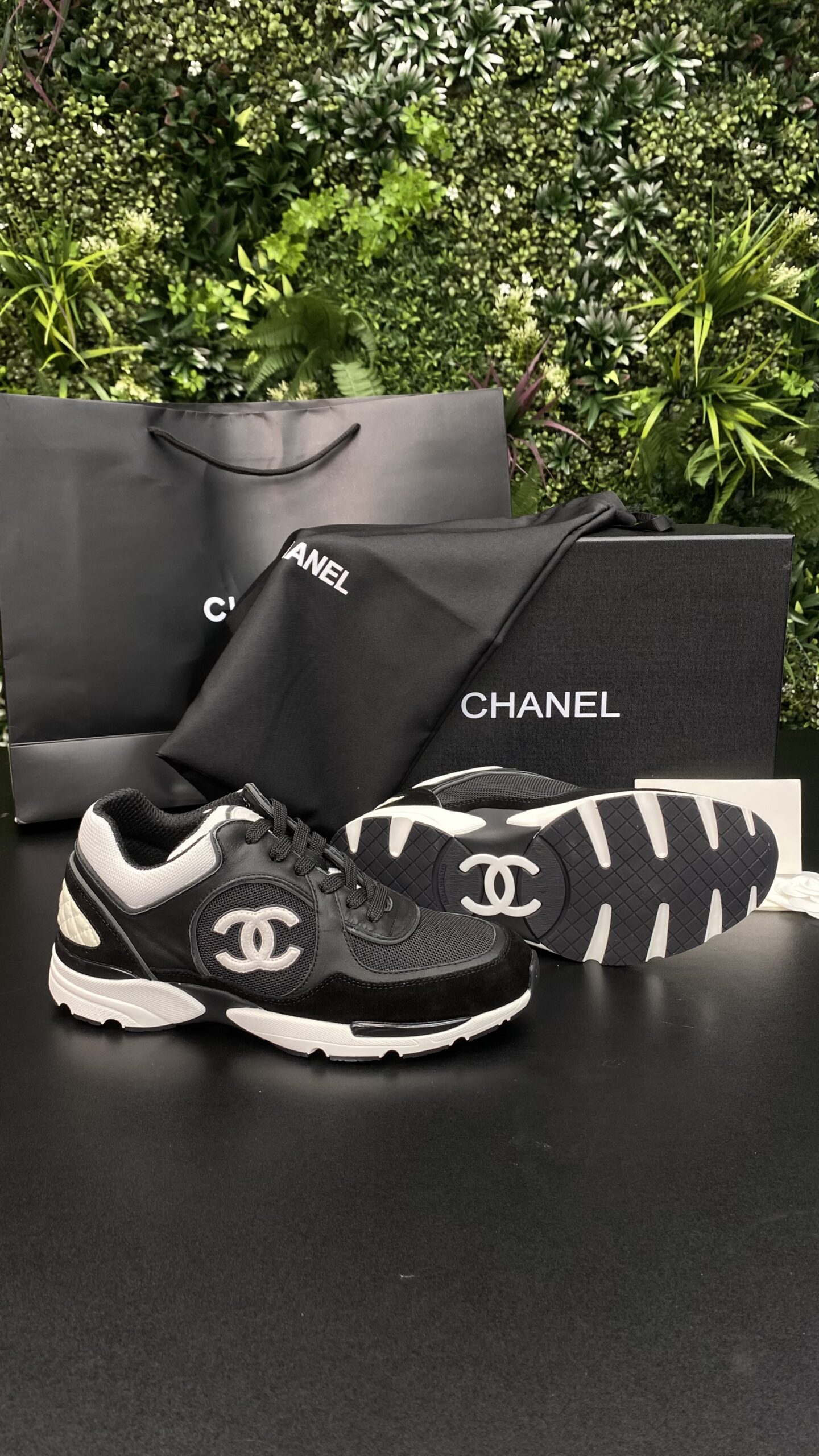Chanel Low Top Trainer Black/White