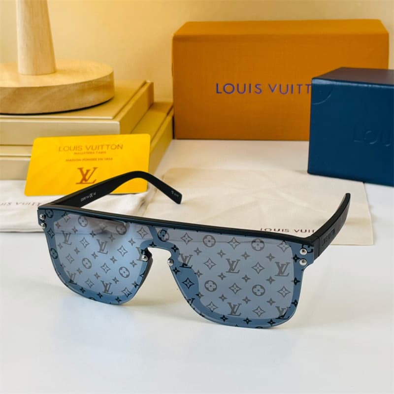 Louis Vuitton Waimea Glasses Black