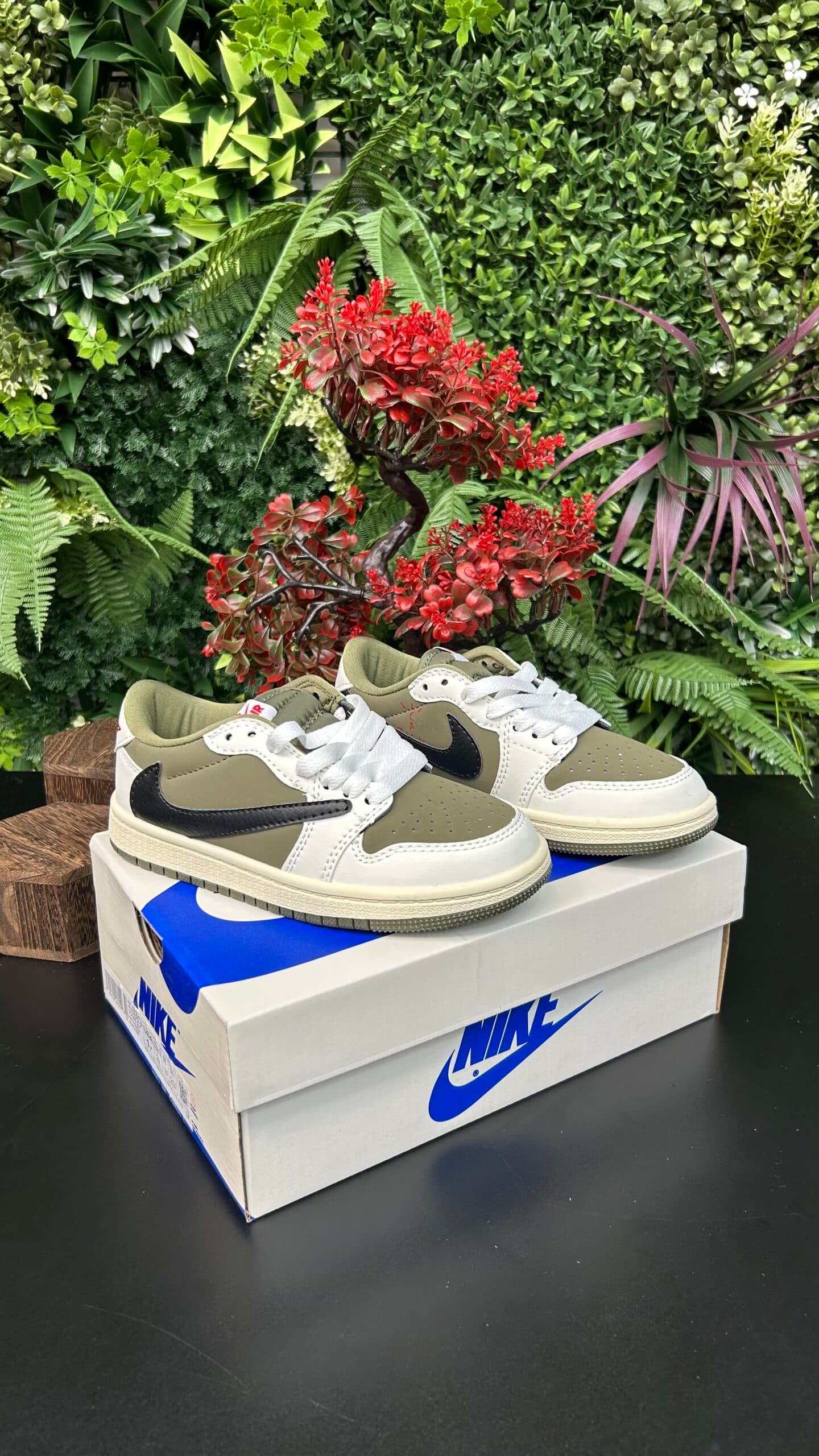 Nike Air Jordan 1 Low Travis Scott Medium Olive Kids