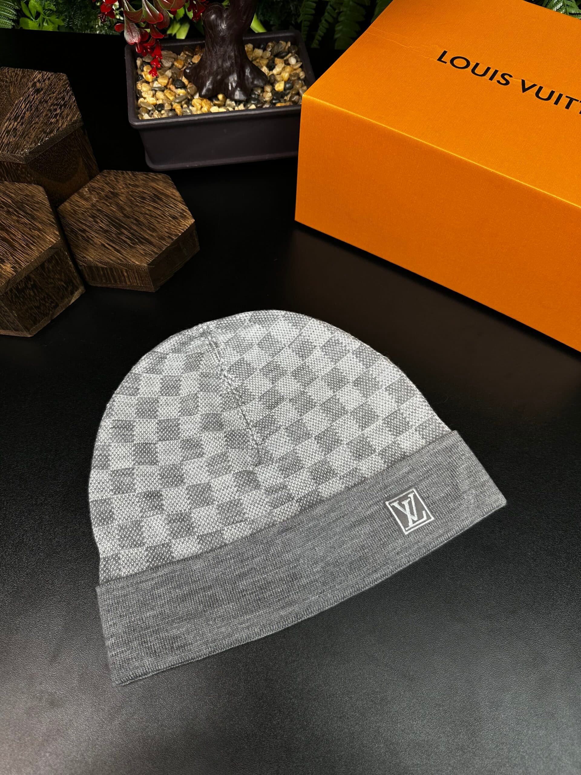 Louis Vuitton Neo Petit Damier Little Checkered Beanie Grey