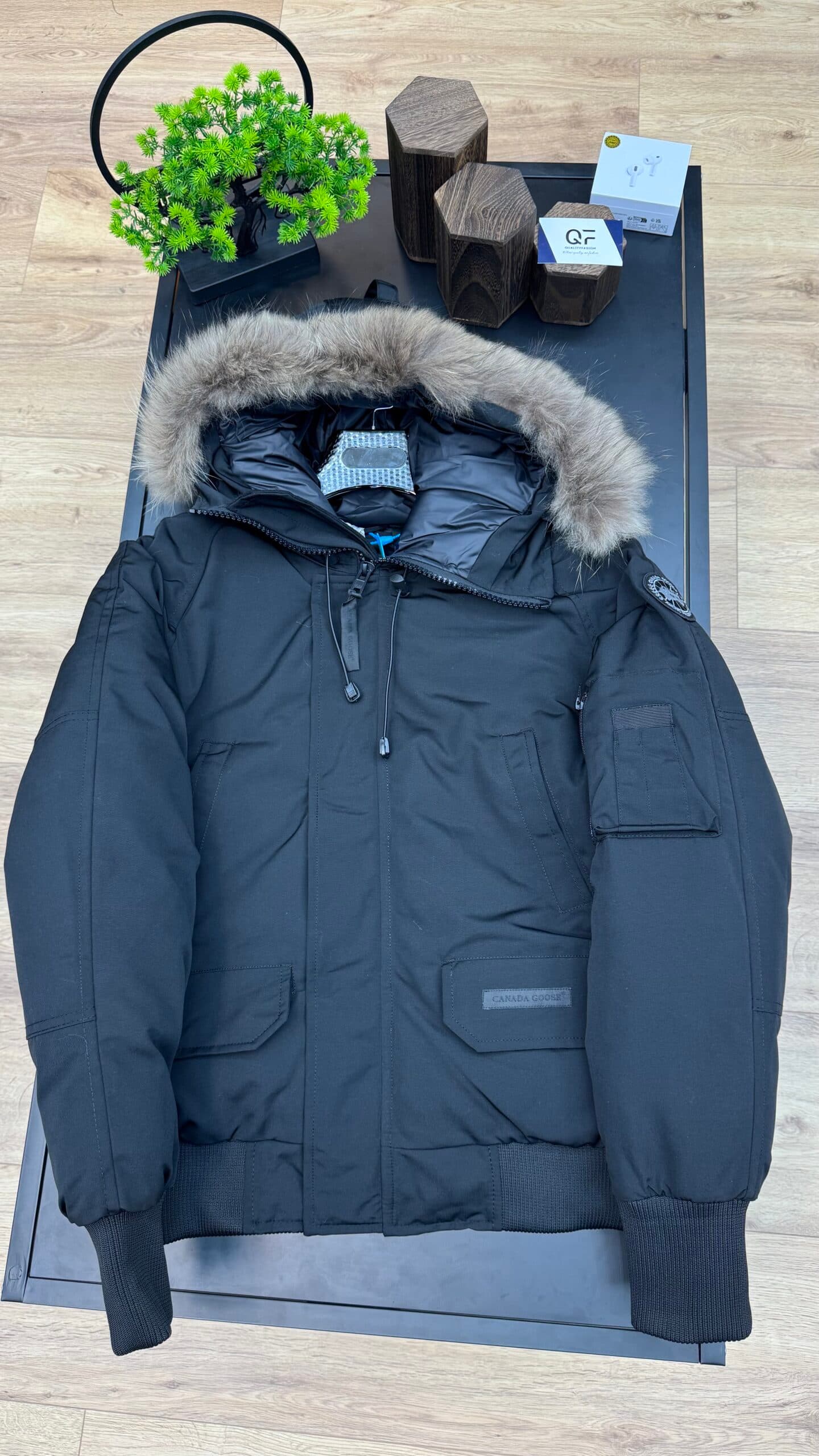 Canada Goose Chiliwack Bomber Jacket Black Logo
