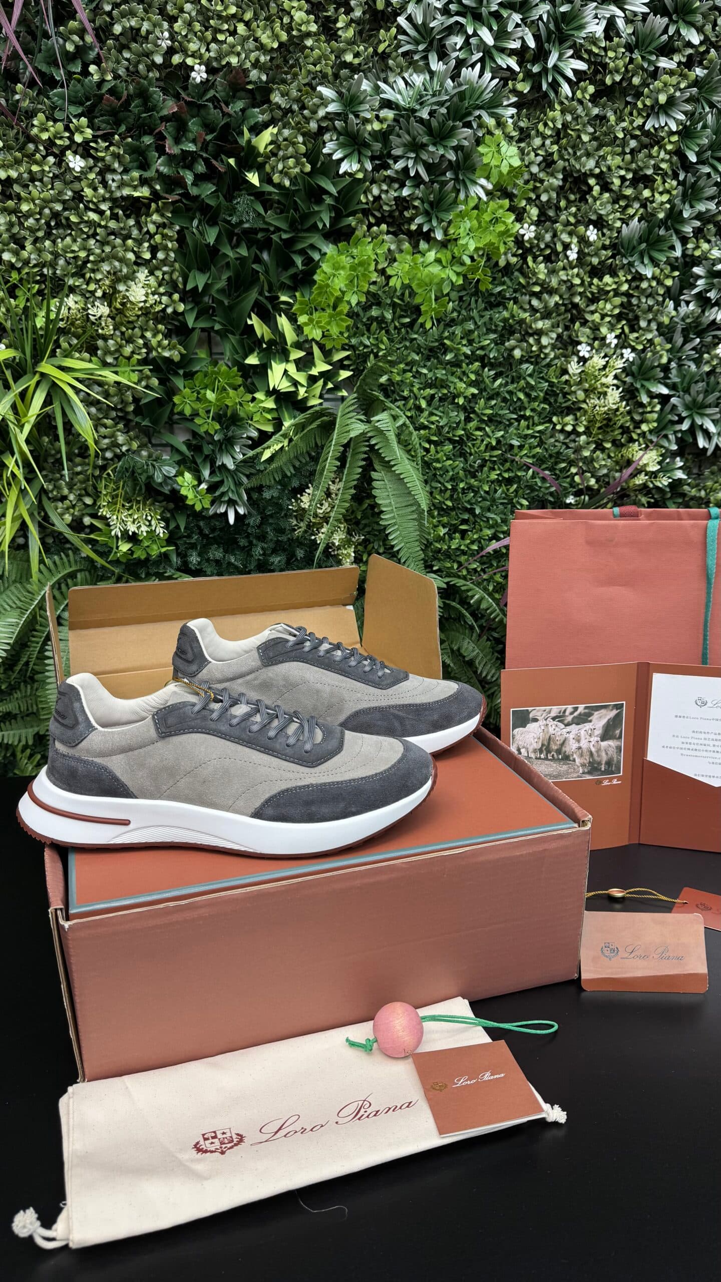 Loro Piana Week End Walk Evo Suede Calf Split Antraciet